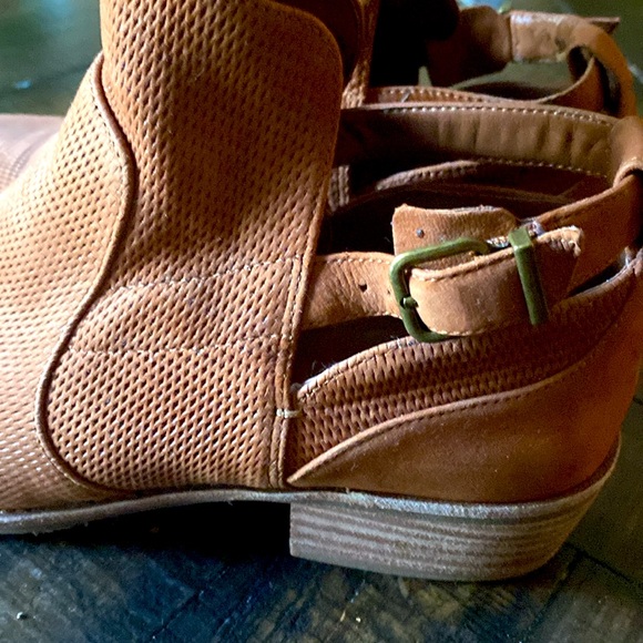 GB booties - Picture 5 of 5